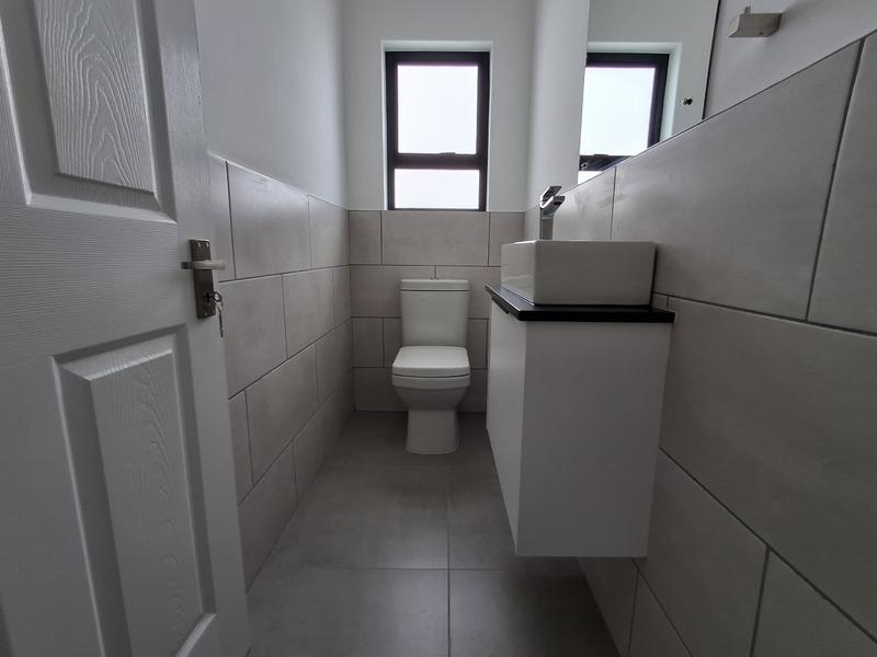 2 Bedroom Property for Sale in Britannia Bay Western Cape